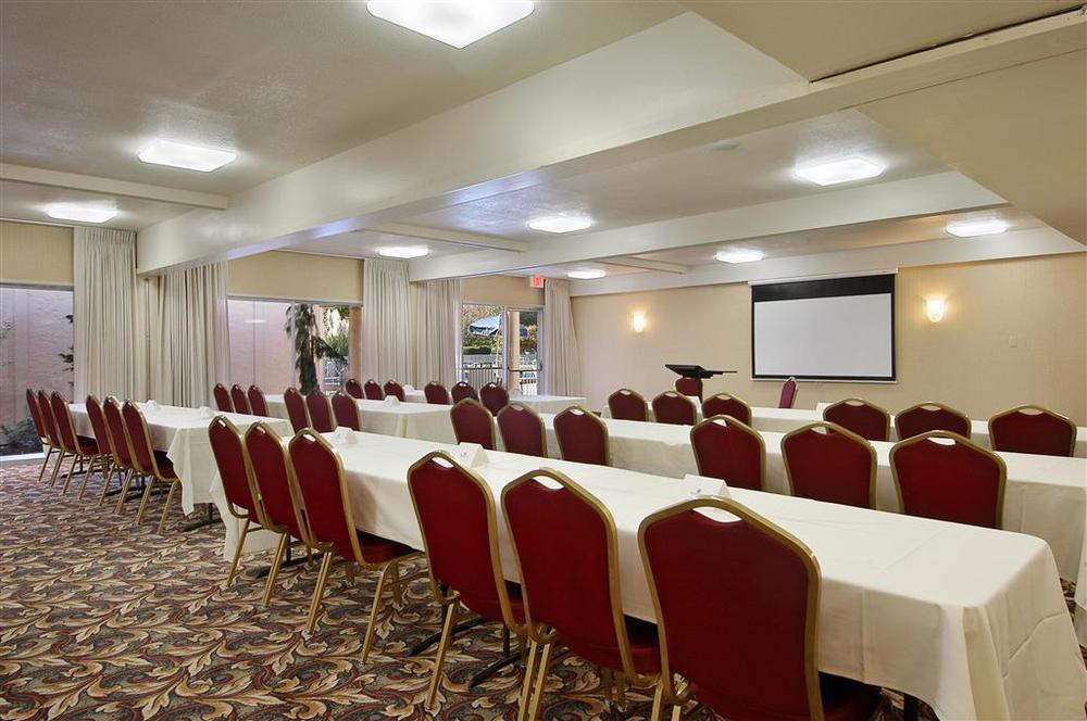 Red Lion Airport 3* Portland
